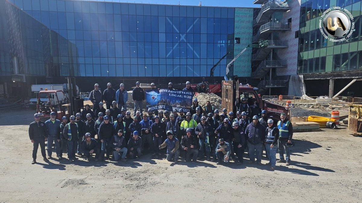 UAPipeTrades's tweet image. Steamfitters from UA Local 638 are building #AWholeNewJFK—proud union craftsmanship on full display.
