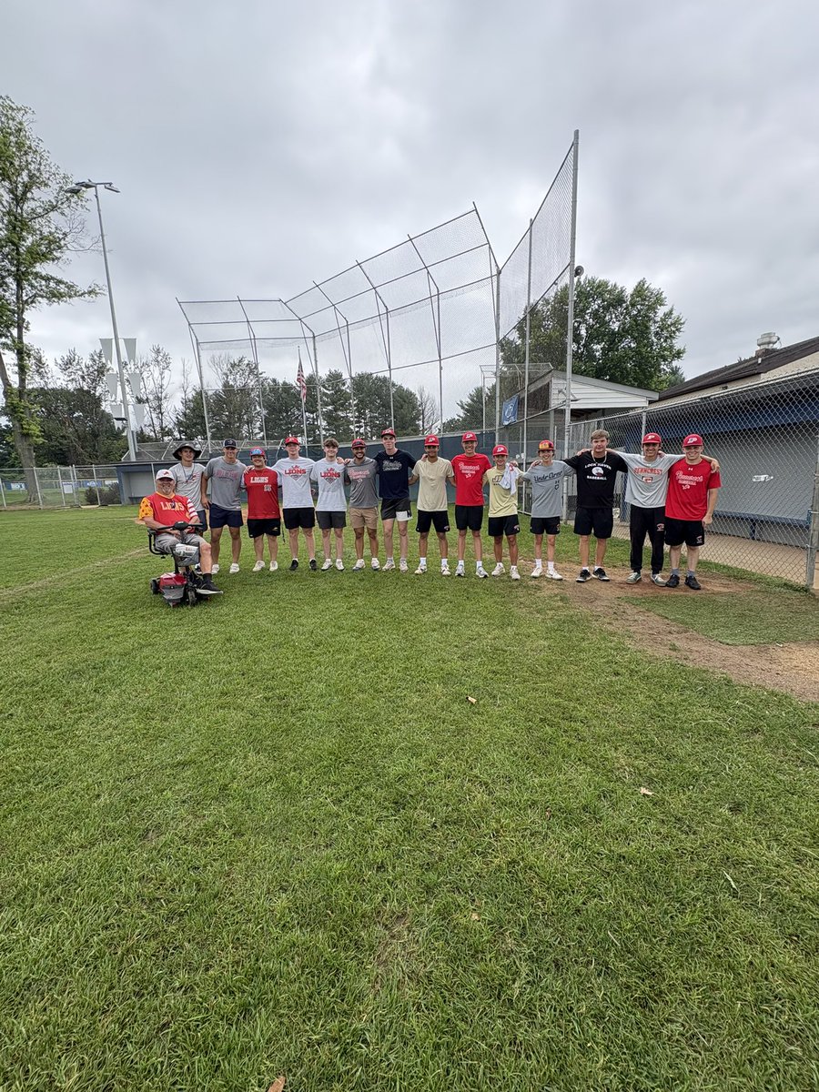PcrestBaseball's tweet image. Day 2 of camp. Great to see future Penncrest lions working out with some of our current players, and our coaches and alumni giving back. All about the lion family, nothing better than this! #family #baseball #community