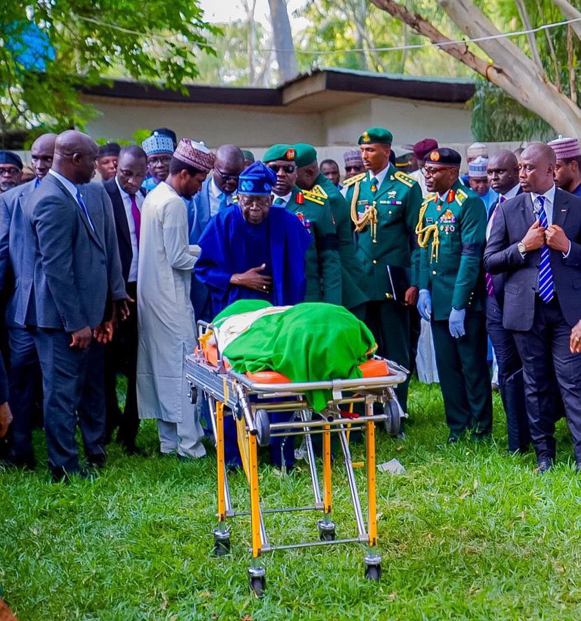 ooadigun's tweet image. Good Night The Luckiest Man Ever Live. 
General Muhammadu Buhari. Indeed You Did Your Best… 
May Almighty Allah Forgive Your Shortcomings and Count You Worthy on The Last Day Handsome General. 
It’s Well………🥲🥲🥲🥲🥲🥲🥲