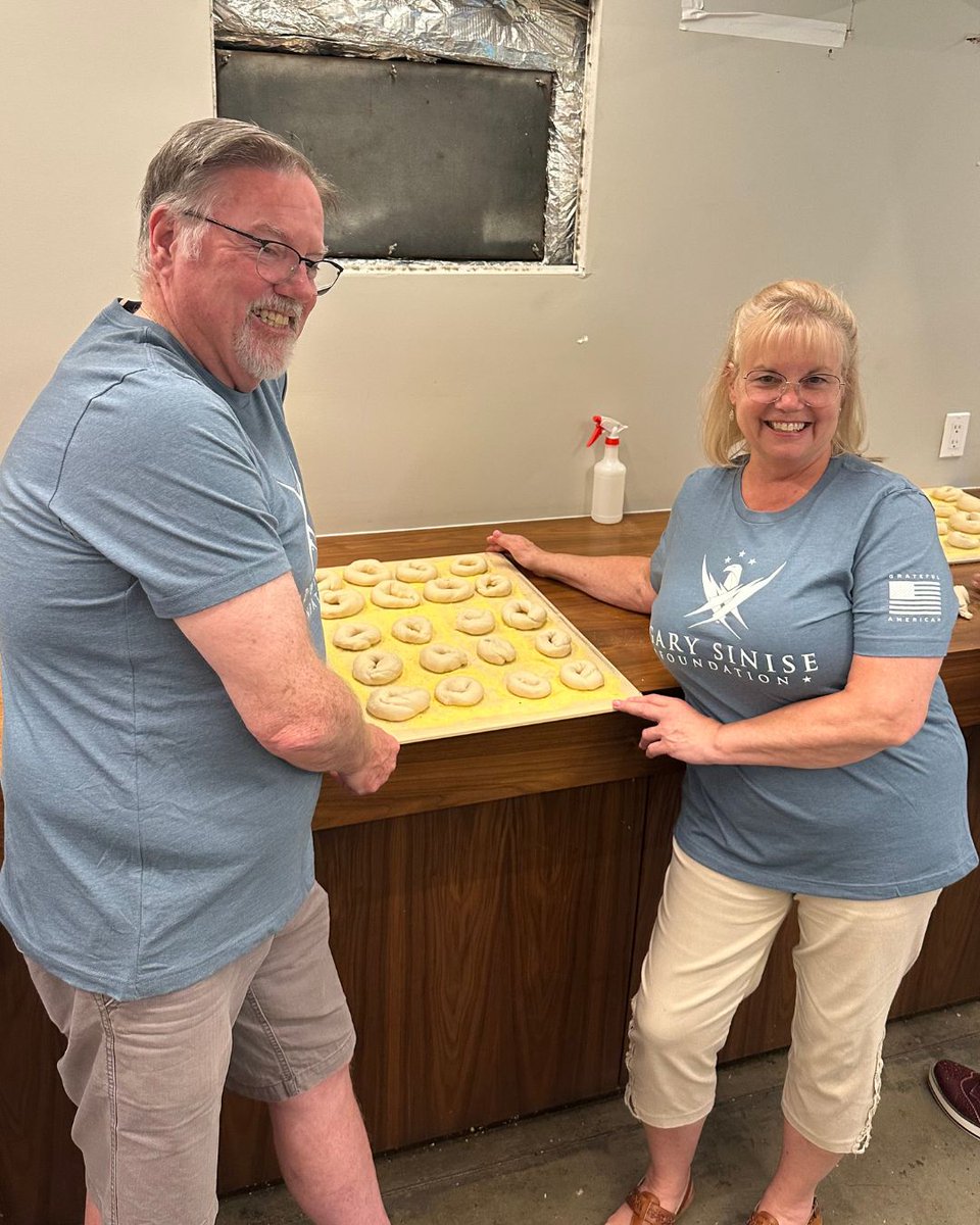 GarySiniseFound's tweet image. Last month, we held a community event for local veteran's and first responders in the New York area to learn about the long and rich history of bagels - and how to make the perfect one! 🥯
As part of this unique experience, NYC Bagel Tours showed us how to create the dough, mix…