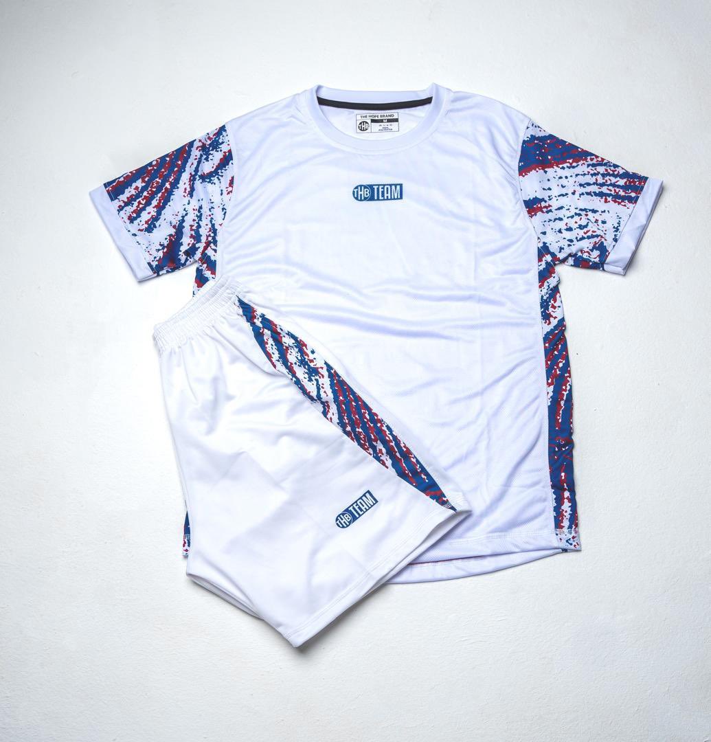 thehopebrandGH's tweet photo. All white clean and crisp kit brings sharp style and comfy vibes. Great addition for your wardrobe.

#THB #AspireBeyond #AllWhiteEverything https://t.co/YP46yKmDaM