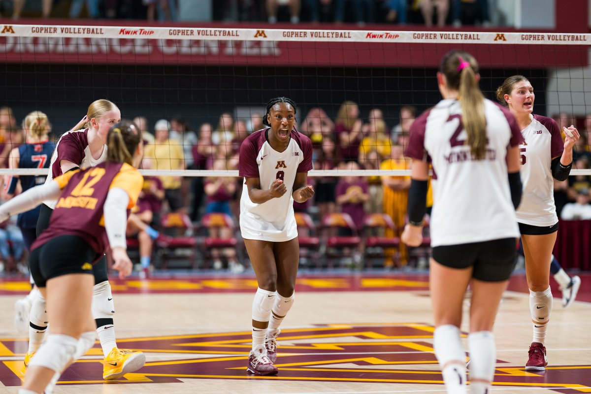 GopherVBall's tweet image. Who's ready for year 3️⃣ of Calissa Minatee?
The Kansas City, Mo., native took a big step forward in 2024, playing in all 32 matches, registering 1.52 kills and 0.98 blocks per set.