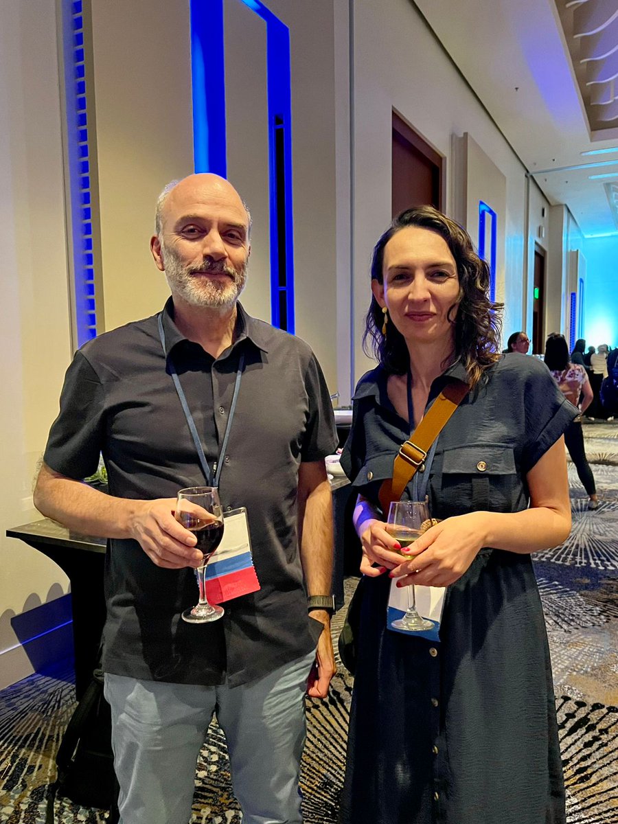latinxdb's tweet image. Since their announcement at the LASDB–ISDB–SDB joint meeting in Puerto Rico, we’re proud to honor the LASDB Prize winners! 🌎
👏🏼 Congrats Natalia Pabón-Mora and Miguel Concha!
#LatinxDB #2025ICDB #LASDB2025 #DevBio