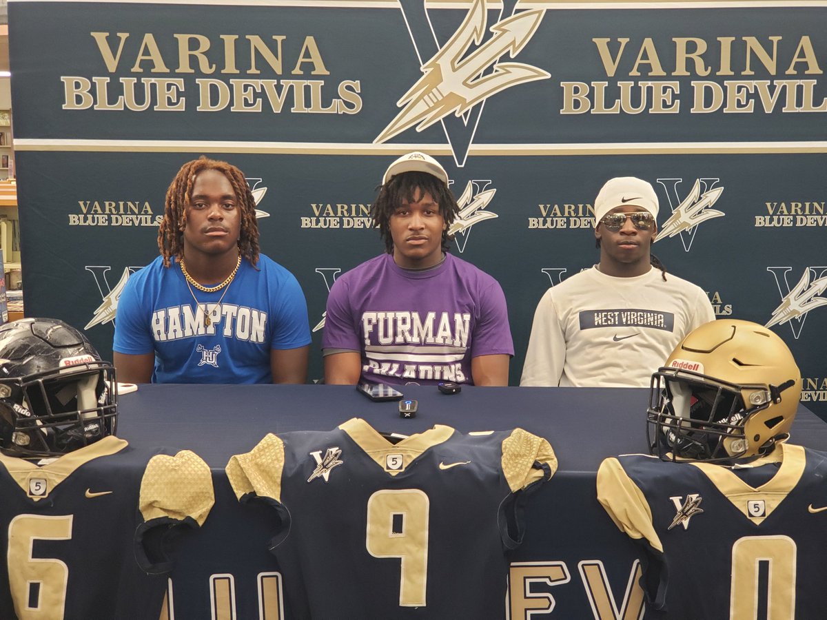 Sean Robertson (@cbs6sportssean) on Twitter photo Three more players from Varina's (<a href="/VarinaFootball/">Varina Football</a>) 2026 senior class have committed to Division I programs!
Braylon Hood (<a href="/ayoobrayy/">Braylon Hood</a>) - Furman (<a href="/PaladinFootball/">Furman Football</a>)
Michael Farley (<a href="/Michael_Farley1/">3⭐️ Michael (Mikey) Farley Jr.</a>) - Hampton (<a href="/hupirates_fb/">Hampton Football</a>)
Sir Paul Cheeks (<a href="/SirpaulCheeks/">SirPaul “jesus in cleats” Cheeks</a>) - West Virginia Three more players from Varina's (<a href="/VarinaFootball/">Varina Football</a>) 2026 senior class have committed to Division I programs!
Braylon Hood (<a href="/ayoobrayy/">Braylon Hood</a>) - Furman (<a href="/PaladinFootball/">Furman Football</a>)
Michael Farley (<a href="/Michael_Farley1/">3⭐️ Michael (Mikey) Farley Jr.</a>) - Hampton (<a href="/hupirates_fb/">Hampton Football</a>)
Sir Paul Cheeks (<a href="/SirpaulCheeks/">SirPaul “jesus in cleats” Cheeks</a>) - West Virginia