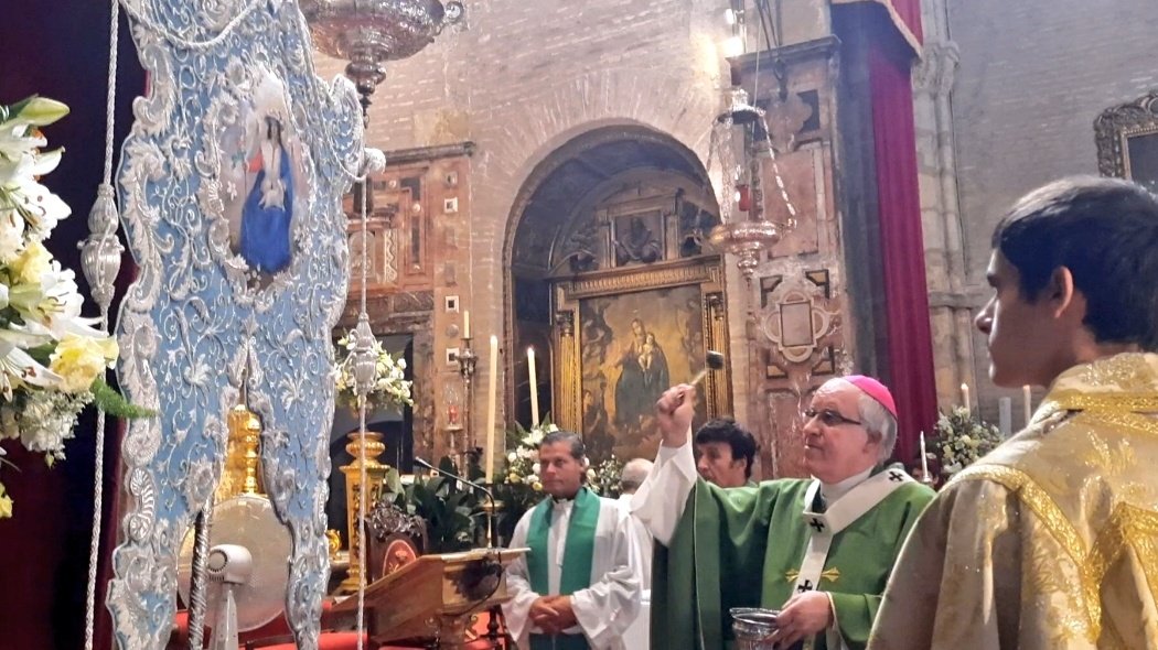 🔵 El domingo 15 de julio de 1984, nuestro actual <a href="/ArzobispoSaiz/">José Ángel Saiz Meneses</a> vivió en Toledo su ordenación sacerdotal, cumpliéndose, pues, XLI años desde entonces, y a nuestra Divina #PastoraDeTriana imploramos para que siga guiando con su cayado al pastor de nuestra <a href="/Archisevilla1/">Archidiócesis de Sevilla</a>