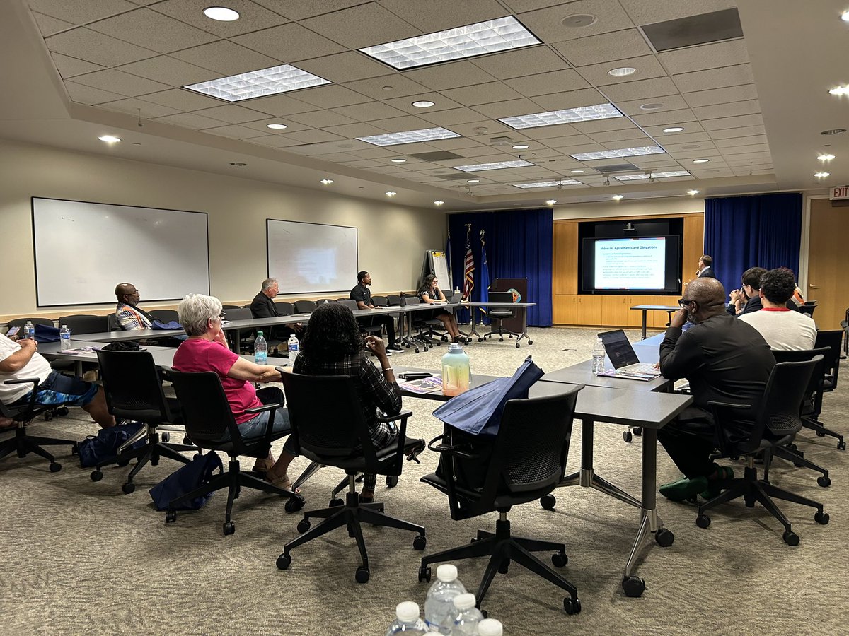 CommishMcCurdy's tweet image. Yesterday, I had the honor of meeting with both Faith and Latino leaders from across District D and Clark County.
These conversations are essential as we work together to build a stronger, more inclusive community for all. Thank you for your partnership and leadership!