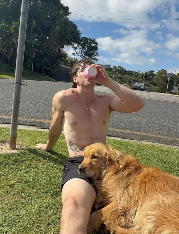 Krexgxr's tweet image. Fuck it summer