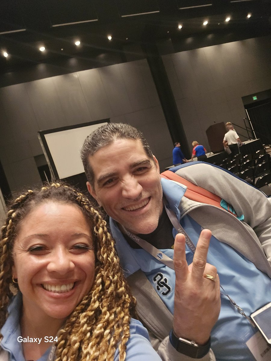 ItsCoachCC's tweet image. The @LadyCougsGBB is in the house! @AustinTGCA @AISD_ATH @JuanSeguinHS 🏀🏀🏀💪🏾💪🏾💪🏾🐾🐾🐾 #staffdevelopment 🏀🏀🏀