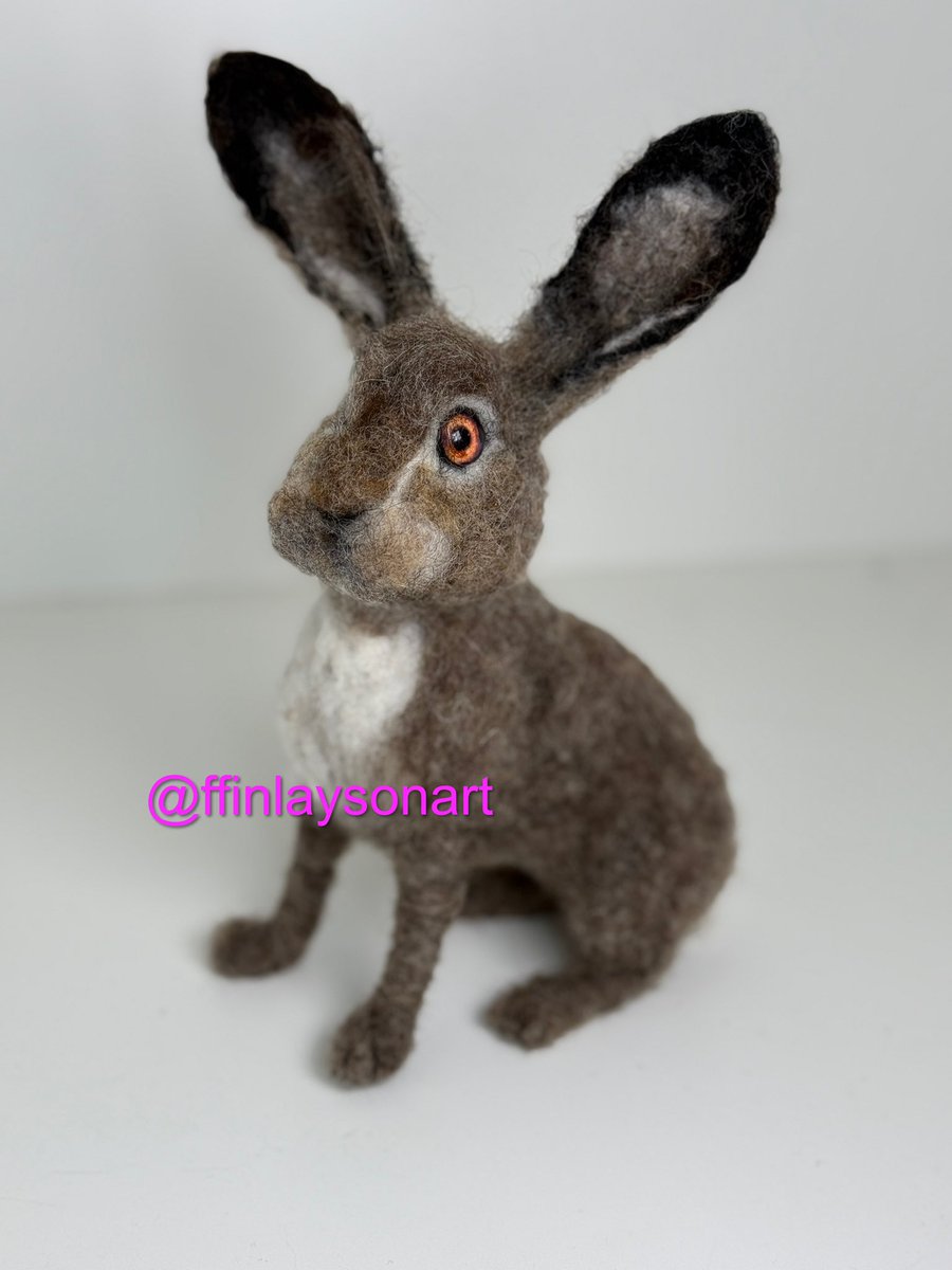 ffinlaysonart's tweet image. Needle felted hare who is available for rehoming!