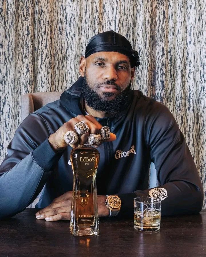 Unfollowing people I don’t recognize 
or who aren’t active.

Reply if you want to stay or want a follow back.