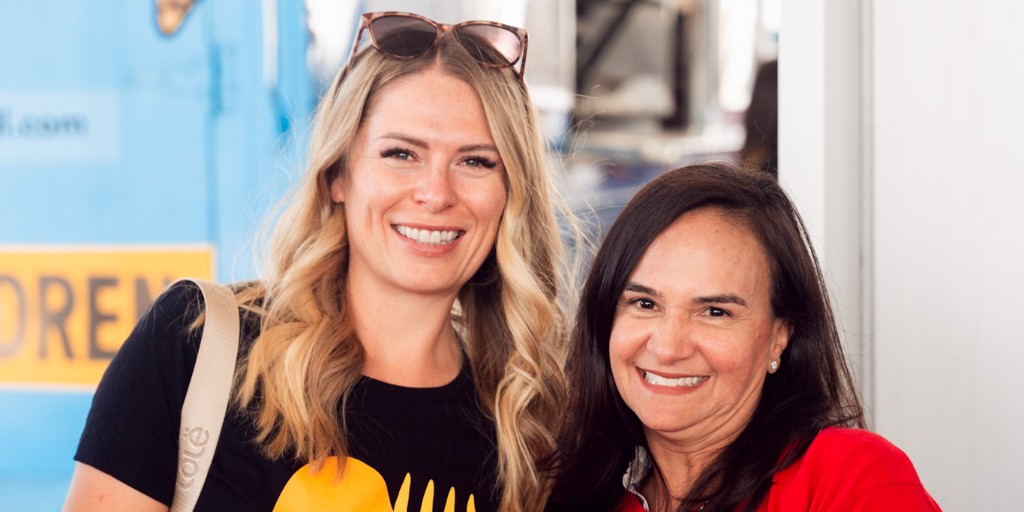 We did it! 💙🥫
Thanks to our incredible employees, customers &amp; communities, we raised more than 476,000 lbs of food for Canadian food banks during #PurolatorTackleHunger Month. 
 With need on the rise, let’s keep going and tackle hunger. Donate at purolatortacklehunger.com.