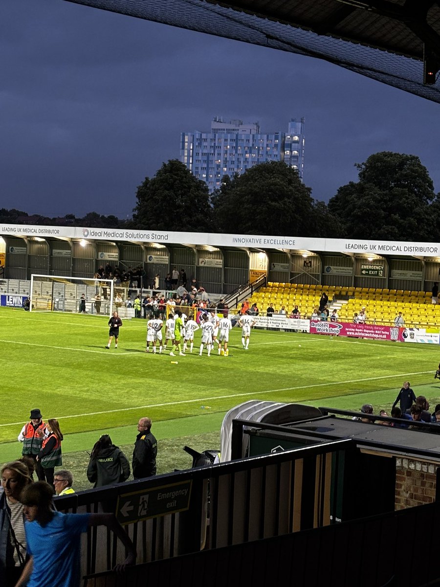 FT Sutton 1-0 Wycombe in the opening pre season game with a great finish late on by Crichlow ⚽️