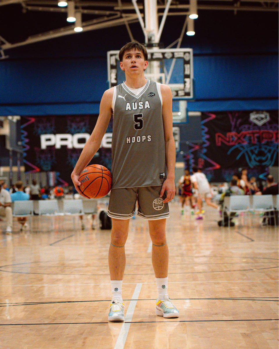JayZ2124's tweet image. ‼️Coaches‼️
I am excited to represent @AUSA_Hoops this weekend in the @PRO16League.
📍BRYAN, TX.
@ Legends Event Center & Bryan HS
July 17-20th
Come check me out, looking forward to seeing you there.
@jordanemullan @PrimeStarters