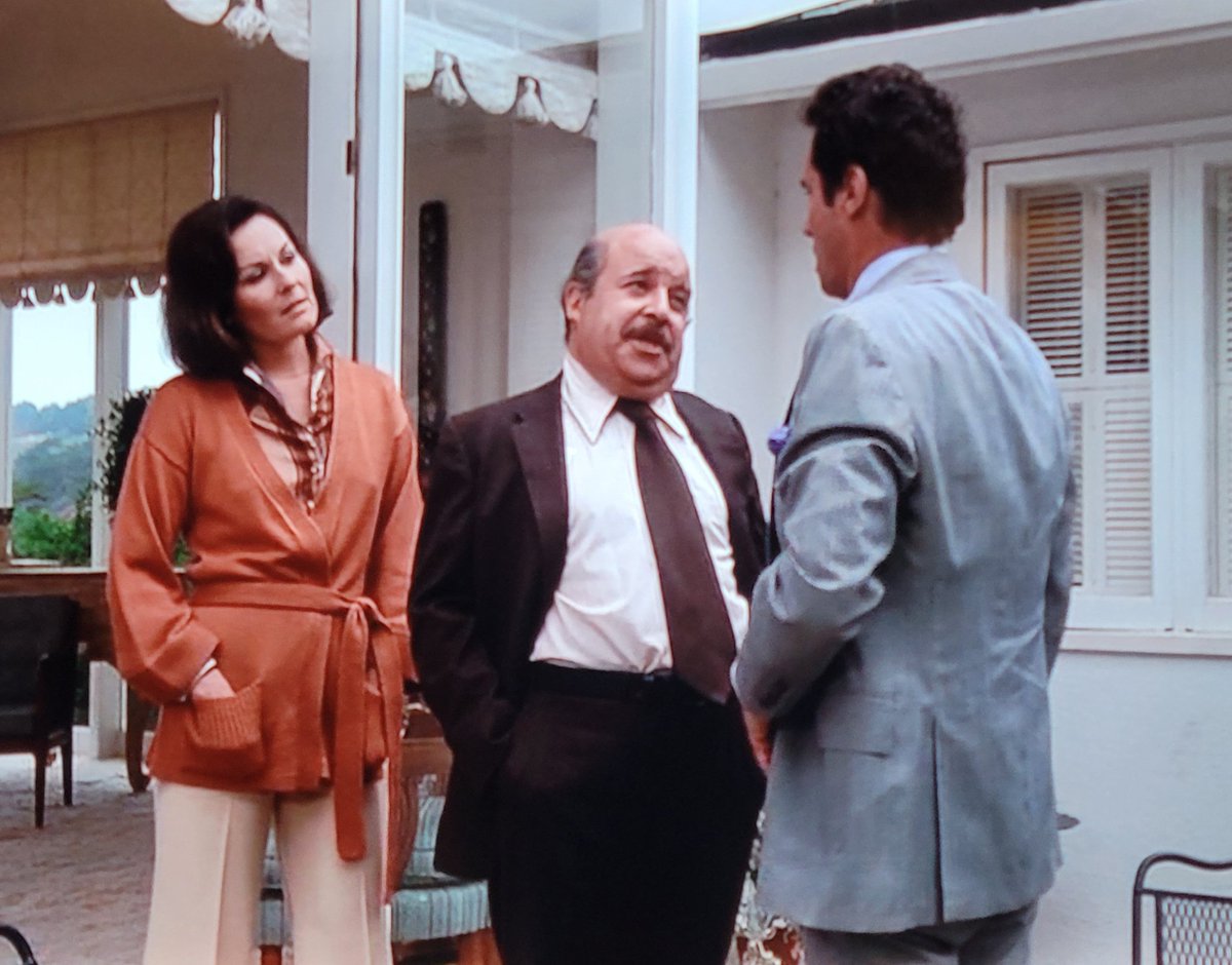 TOSSatNight's tweet image. #TOSSAlumniSighting Marj Dusay with Bradford Dillman and Boss Hogg #TheStreetsOfSanFrancisco #TOSSatNight