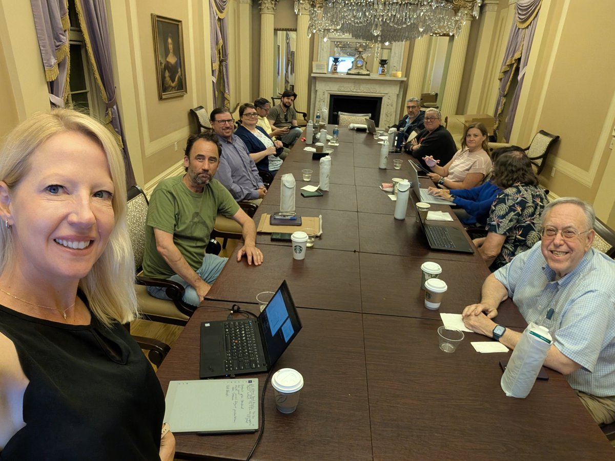 heatherfsmith's tweet image. Day 1 of the annual Anatomical Record editorial board meeting in the beautiful Cathedral of Learning (U Pittsburgh). Thanks to my awesome board for a productive discussion and strategic planning!