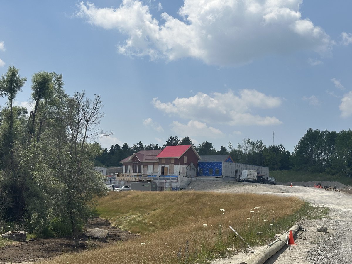 📍Big boost for rural health care!

Ontario is investing $3.4M to expand primary care in Kawartha Lakes and Haliburton, connecting over 6,900 people to health care. New health team hubs coming to Coboconk, Woodville &amp; Minden.

#PrimaryCare #ONHealth #KawarthaLakes #Haliburton