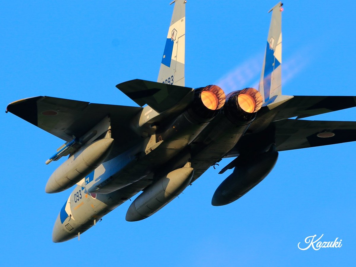 おはようございます

今日はかなり暑くなりそう😩

体調に気をつけて
良い1日を〜😄

7/15 仕事帰りに小松基地周辺
🐍ハイレート