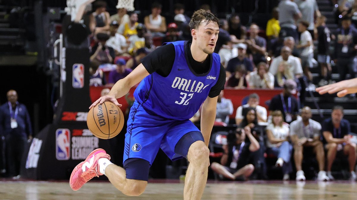 NaismithTrophy's tweet image. Making history already 👏

On Saturday, our 2025 @jerseymikes Naismith Men&apos;s College POY Cooper Flagg tied John Wall for the most-ever points in an @NBA Summer League game by a No. 1 pick 🤩

@DallasMavs | @Cooper_Flagg | #JerseyMikesNaismith2026 | 📸: Getty Images