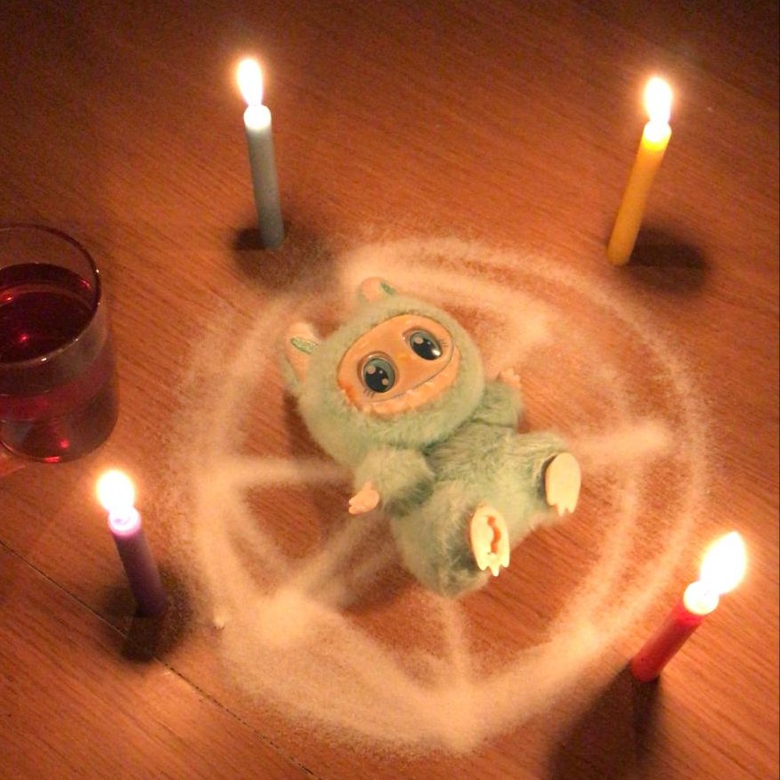 scooby_doomed's tweet image. found a Labubu what else do I do to keep me and my family safe please one candle blew out and the door opened with nary a gust of wind