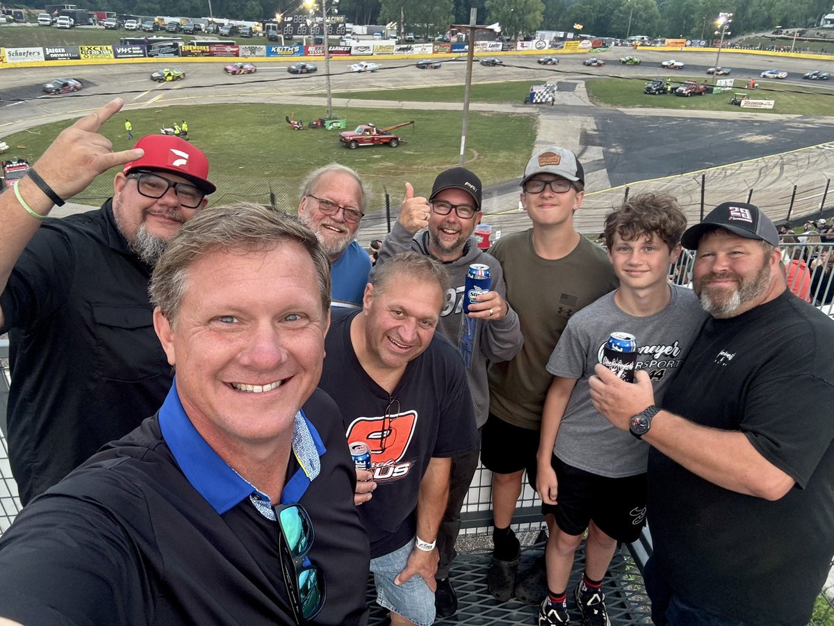 Great fans, good food &amp; competitive racing. 

Congrats to all who involved with the Slinger Nationals. I enjoyed working as a reporter for one of the most passion-filled events of the year. 

Fun time w/the <a href="/FloRacing/">FloRacing</a> production team in WI. And look at the banking in that track!