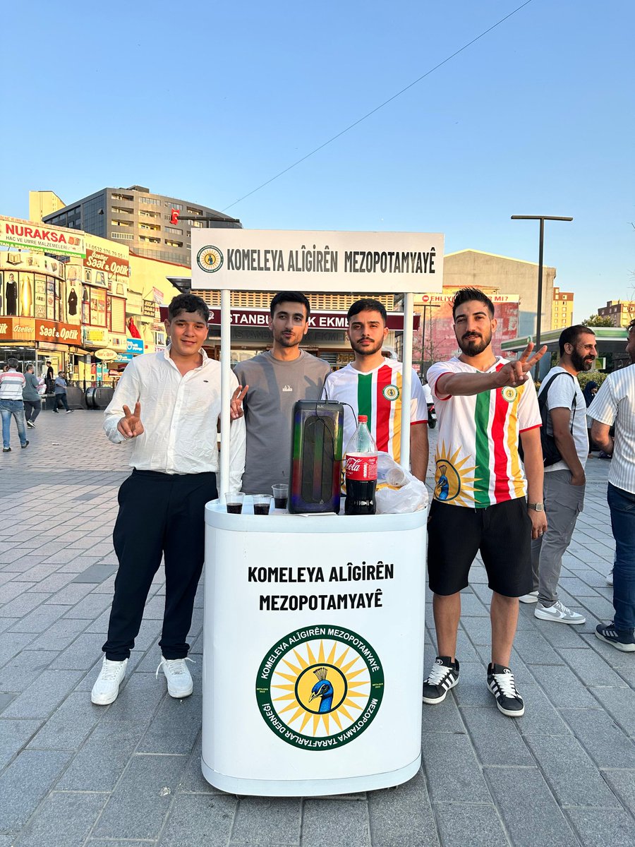 Metader_'s tweet image. 20 Temmuz Pazar günü saat 13:00’te Boy Davet Salonu’nda, Iğdır Dernekler Federasyonu ile birlikte gerçekleştireceğimiz “Mezopotamya Gençliği Barış Halayında Buluşuyor” şiarıyla düzenlenen etkinliğimize yönelik olarak, Esenyurt Meydanı’nda bilgilendirme ve davet amacıyla bildiri…
