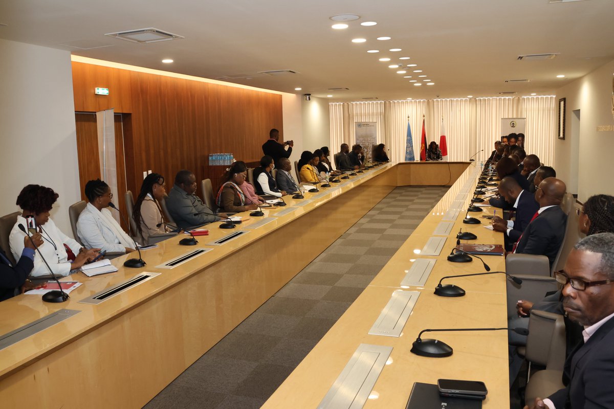 Manuela Carneiro tweet media