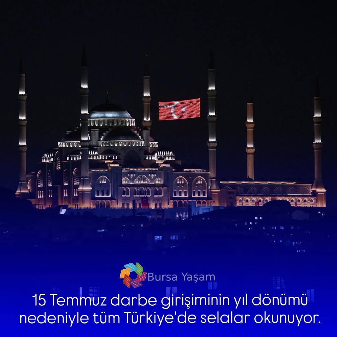 15 Temmuz darbe girişiminin yıl dönümü nedeniyle tüm Türkiye'de selalar okunuyor.