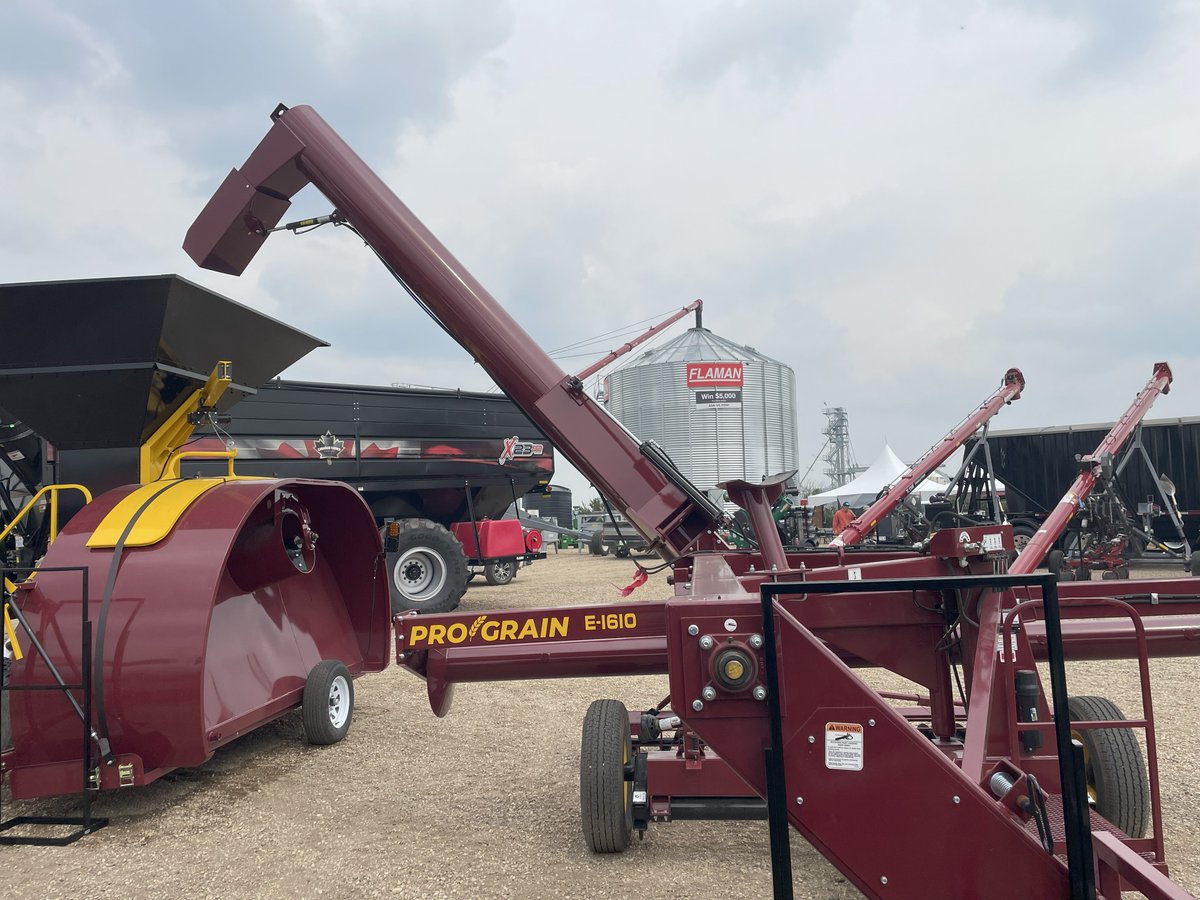 Harvest season is here!
Don't let bin or trucking capacity hold you back!

Store on your terms with a grain bagger and:
Harvest faster!
Avoid bottlenecks!
Earn more!

Meet us at <a href="/flamangroup/">Flaman Group of Companies</a> <a href="/AginMotion/">Ag in Motion</a> to boost your #Harvest2025 logistics!

#grainstorage #grainbags #Grainbagger