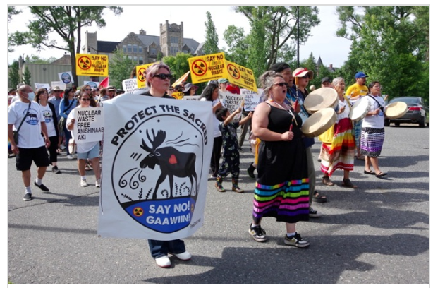 FreeGrassy's tweet image. “We’ve been very clear...going back over 30 years when they first passed a motion at one of our assemblies to declare NAN a nuclear-free zone. WGrand Chief Fiddlere don’t want nuclear waste, even within our territories," said Grand Chief Fiddler
anishinabeknews.ca/2025/07/14/com…