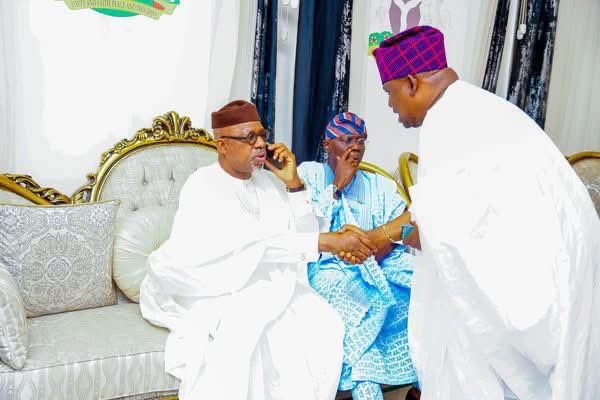 Senator Solomon Olamilekan Adeola YAYI. CON, FCA (@adeolayayi) on Twitter photo Earlier today, I joined Mr. President, <a href="/officialABAT/">Bola Ahmed Tinubu</a> GCFR and a cross section of top govt and private sector functionaries to accord late former Pres <a href="/MBuhari/">Muhammadu Buhari</a> GCFR, a state burial in his home town, Daura, Katsina state.
May the Soul of the late former president rest in peace. Earlier today, I joined Mr. President, <a href="/officialABAT/">Bola Ahmed Tinubu</a> GCFR and a cross section of top govt and private sector functionaries to accord late former Pres <a href="/MBuhari/">Muhammadu Buhari</a> GCFR, a state burial in his home town, Daura, Katsina state.
May the Soul of the late former president rest in peace.