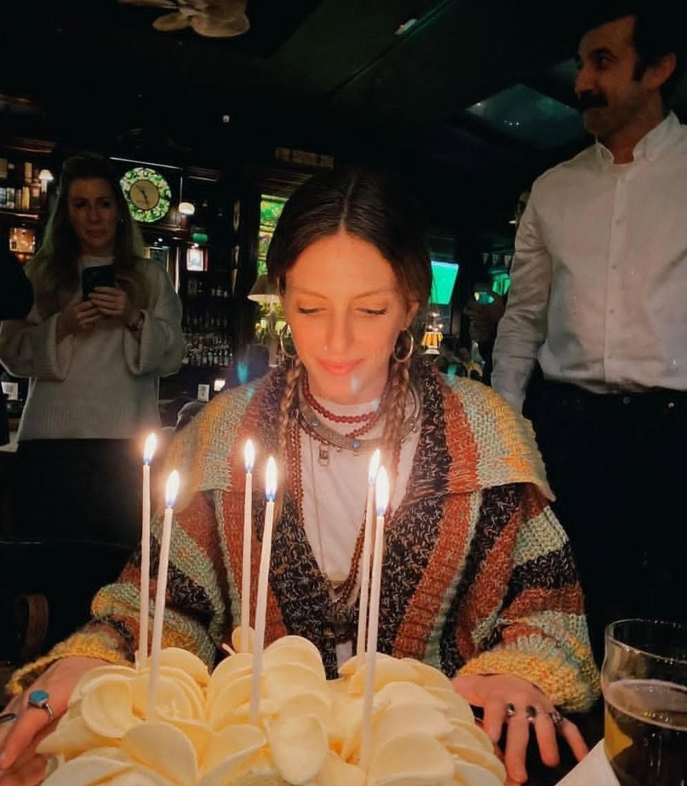 Maryzz123's tweet photo. It's my birthday!
24🎉😅😍
#ArasBulutİynemli #bigeonal https://t.co/vF61SynADT
