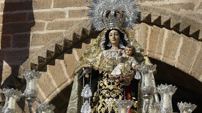 Rota se vuelca con su patrona: horario e itinerario completo de la procesión de la Virgen del Carmen este 16 de julio