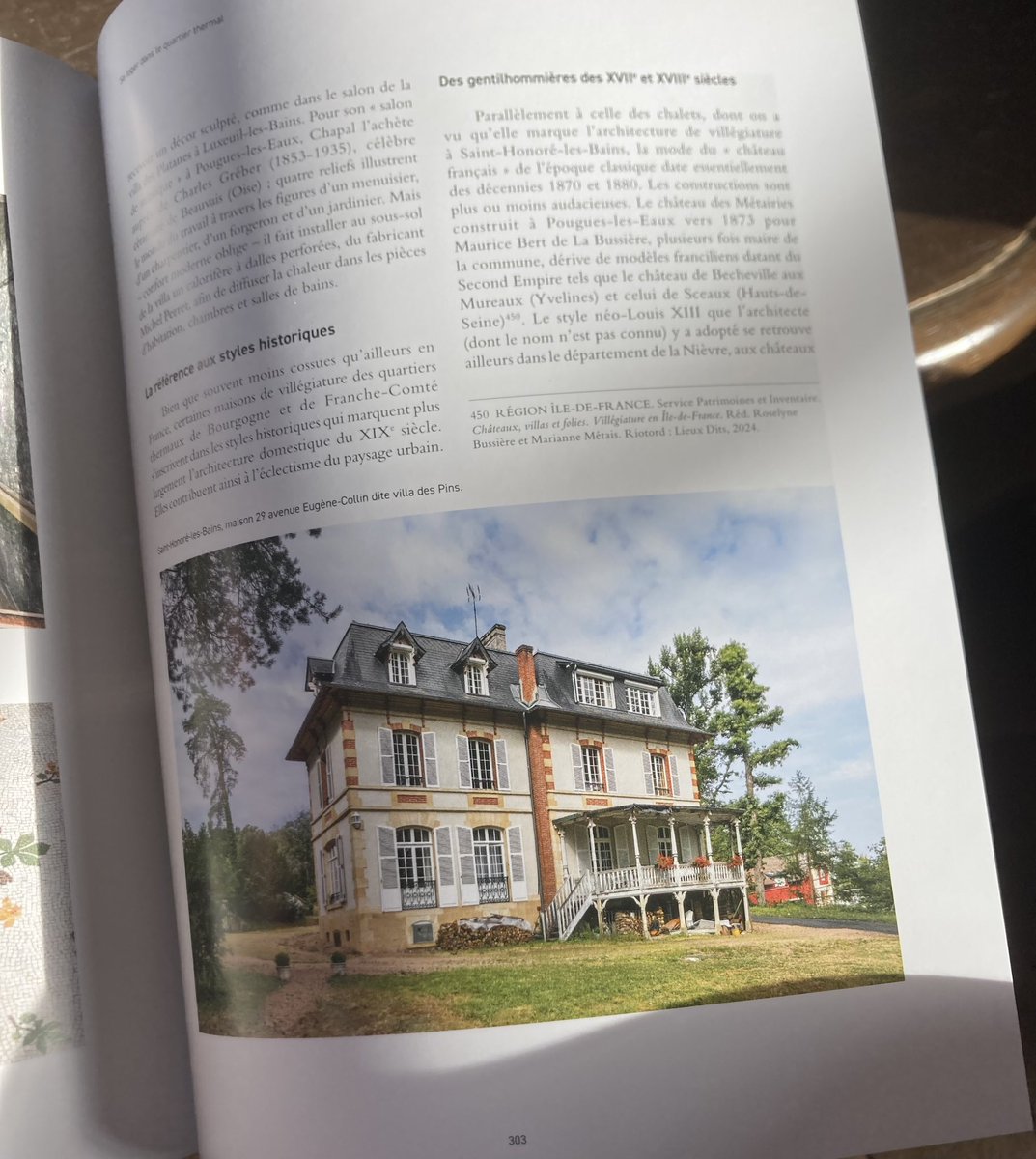 Je viens de recevoir cet ouvrage passionnant : Thermalisme et Villégiature en Bourgogne-Franche-Comté  Le patrimoine thermal de notre région est mis en valeur grâce au travail de Fabien Dufoulon et son équipe  #Thermalisme #SaintHonoréLesBains