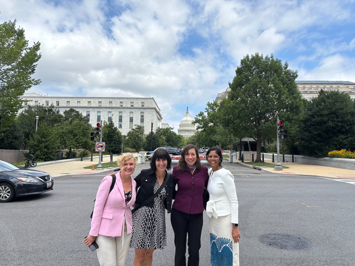 IAmBiotech's tweet image. Today, members of BIO's Women's Health Task Force took to Capitol Hill, highlighting the vital role of female #biotech leaders in driving U.S. innovation and advocating for robust investments in women's health research.