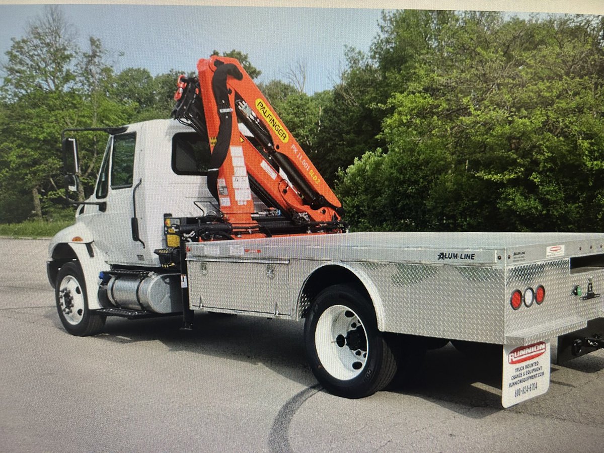 SoBrunswickPD's tweet image. TRAFFIC ALERT – Route 522 Road Closure
Police are coordinating a half-mile closure of Route 522 due to a crash. At 3:45 PM, a Knuckle boom crane truck traveling on Route 522 had its crane in the up position. It pulled wires and a pole down at three locations.