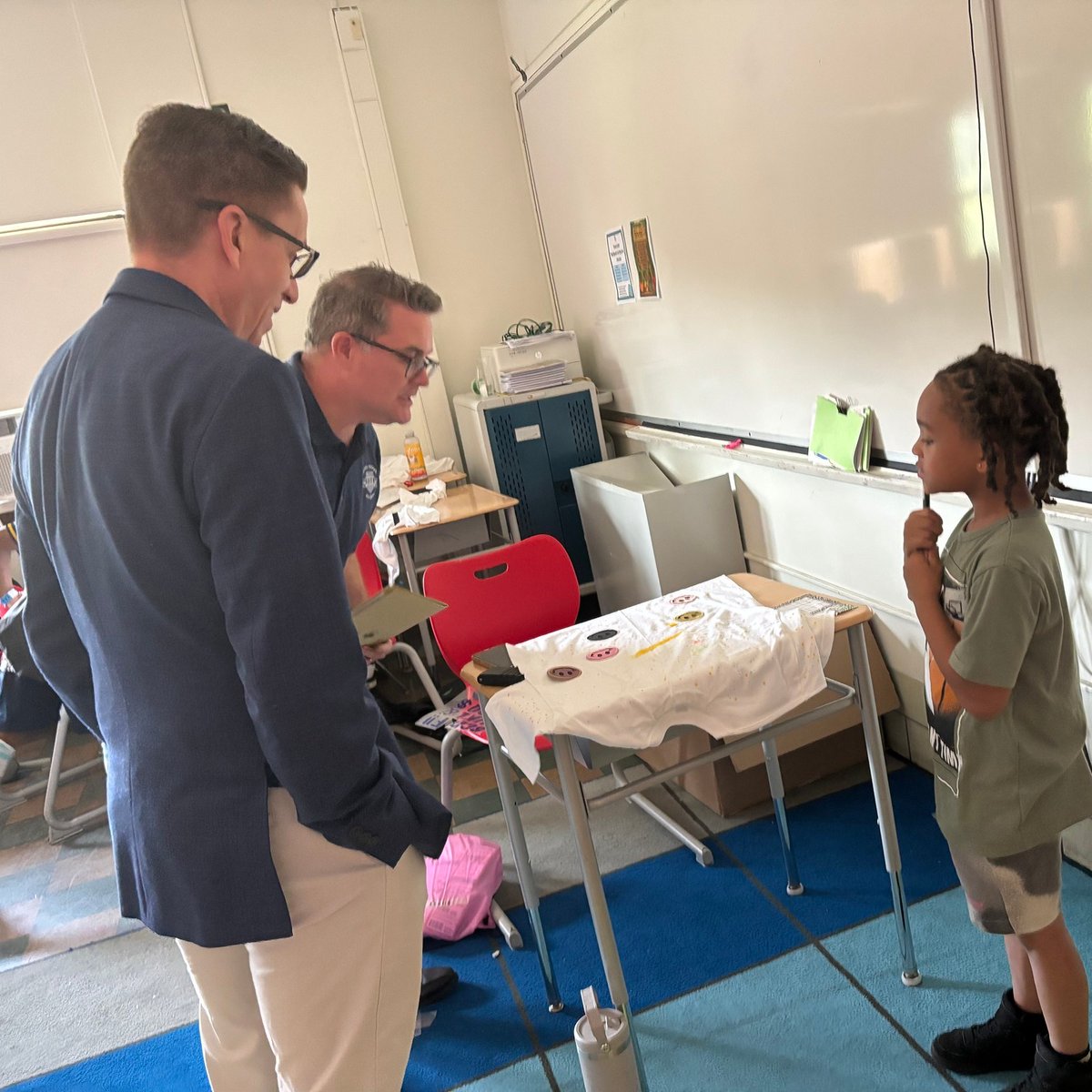 RepMikeDovilla's tweet image. Yesterday I visited Open Doors Academy, where incredible work is being done for Ohio students. Proud the new state budget includes $1.5M/year to support their mission. #OhioBudget #OpenDoorsAcademy #StudentSuccess