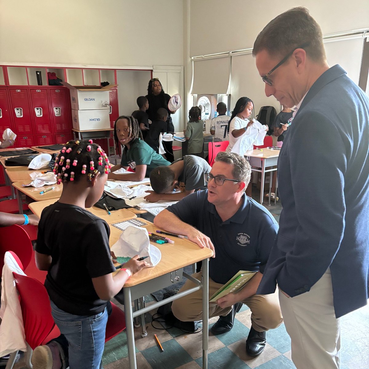 RepMikeDovilla's tweet image. Yesterday I visited Open Doors Academy, where incredible work is being done for Ohio students. Proud the new state budget includes $1.5M/year to support their mission. #OhioBudget #OpenDoorsAcademy #StudentSuccess