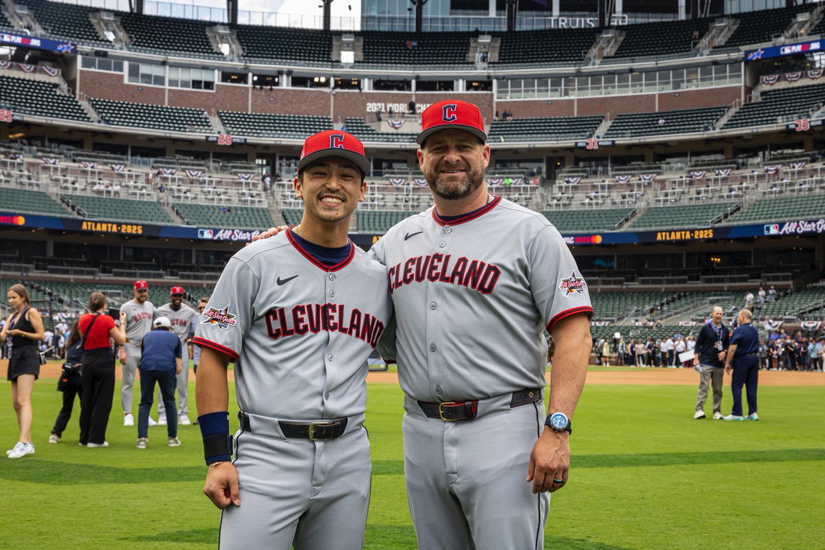 Our guys. ❤️

#GuardsBall