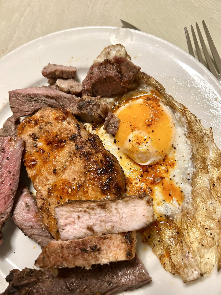 Ken Martini (@whatkenatetoday) on Twitter photo My reset plate on the right. Going full protein for a week. <a href="/DadsSeasonings/">Dad’s Seasonings</a> and <a href="/FireHatchRubs/">Fire Hatch Rubs ™</a> on meats. My reset plate on the right. Going full protein for a week. <a href="/DadsSeasonings/">Dad’s Seasonings</a> and <a href="/FireHatchRubs/">Fire Hatch Rubs ™</a> on meats.