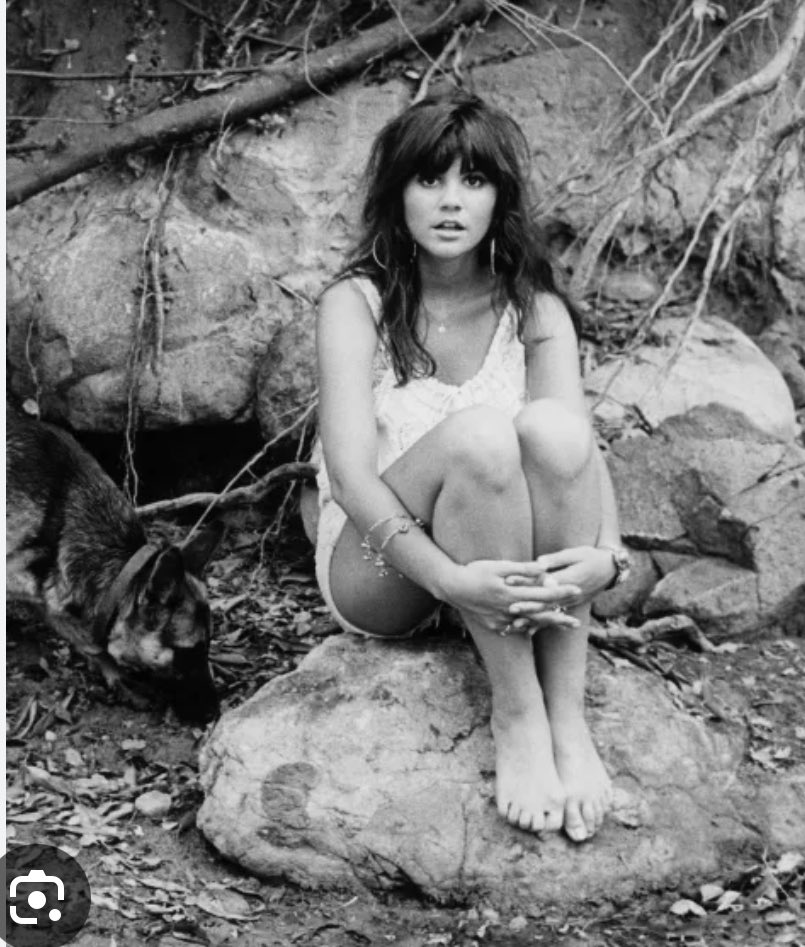 DavidD528's tweet photo. Happy Birthday to my Mother and the lovely and talented Linda Ronstand https://t.co/twPdLa45H0