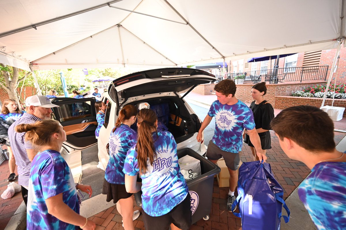 HighPointU's tweet image. ONE MONTH away from move-in!
We can hardly wait to see all your smiling faces on campus again. What's one thing you're excited for this upcoming semester?! 💜
#HPU365 #MoveIn