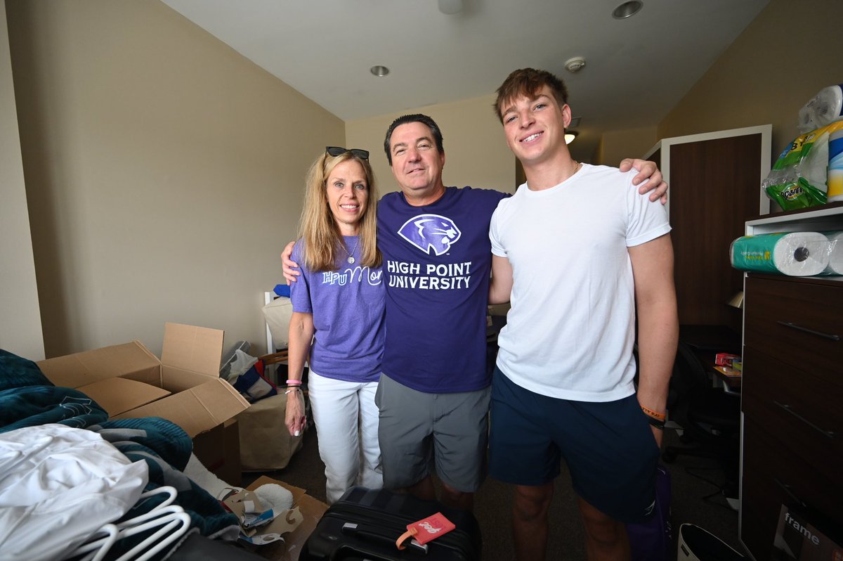 HighPointU's tweet image. ONE MONTH away from move-in!
We can hardly wait to see all your smiling faces on campus again. What's one thing you're excited for this upcoming semester?! 💜
#HPU365 #MoveIn