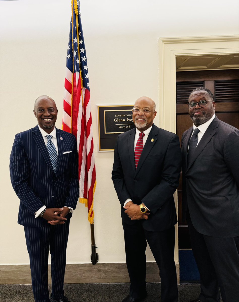 RepGlennIvey's tweet image. It was good to meet with Ron Busby from the @usblackchambers and his staff to get some further insights into what businesses are going through right now amidst the economic policy turmoil created by Trump’s Tariffs.