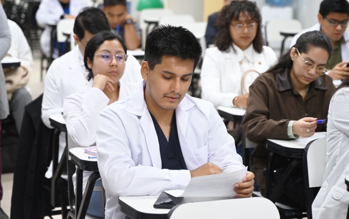 El #INSN recibió a unos 50 nuevos residentes que serán formados en especialidades y subespecialidades pediátricas. 🩺
#NotaDePrensa: gob.pe/institucion/in…