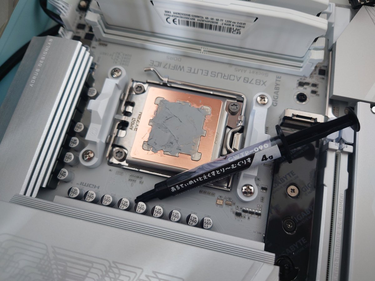 えくすとりーむぐりす

塗るの下手っぴ選手権！。

いやあ、、、ぶっきーなのよ、、、。