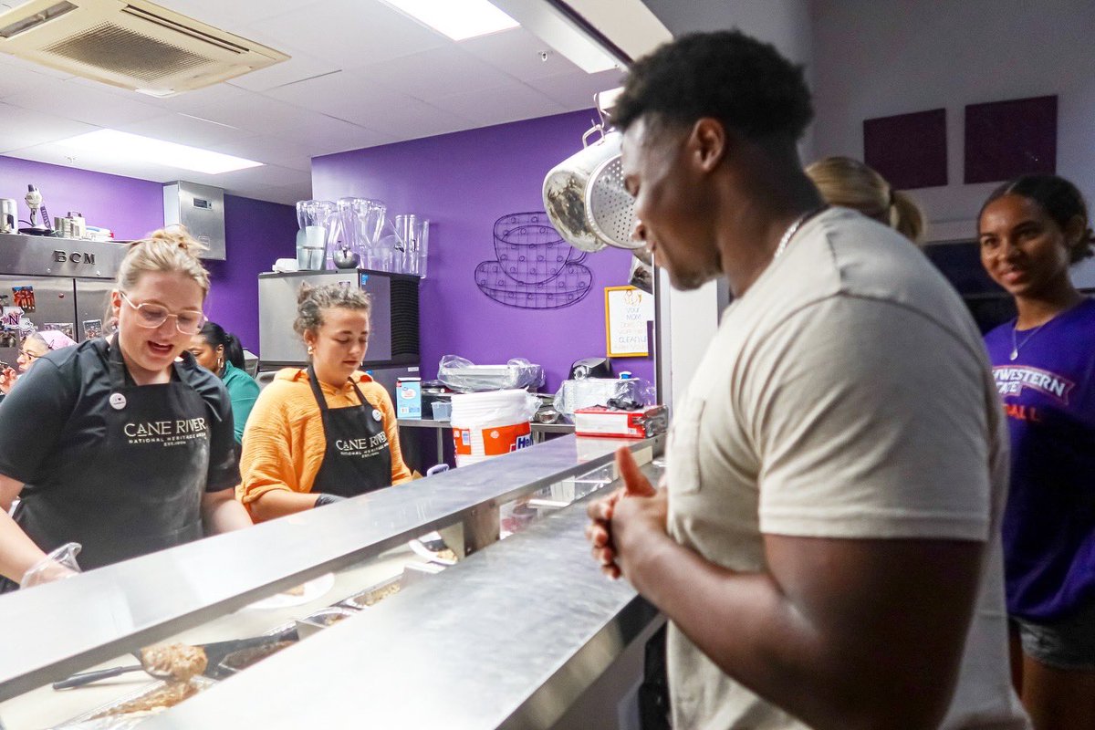 NSUDemons's tweet image. Thank you to the Cane River Heritage Area staff as well as the @nsu_bcm for hosting us and @raisingcanes for swag and drinks! 🤘🫶
#ForkEm #SummerBridge25