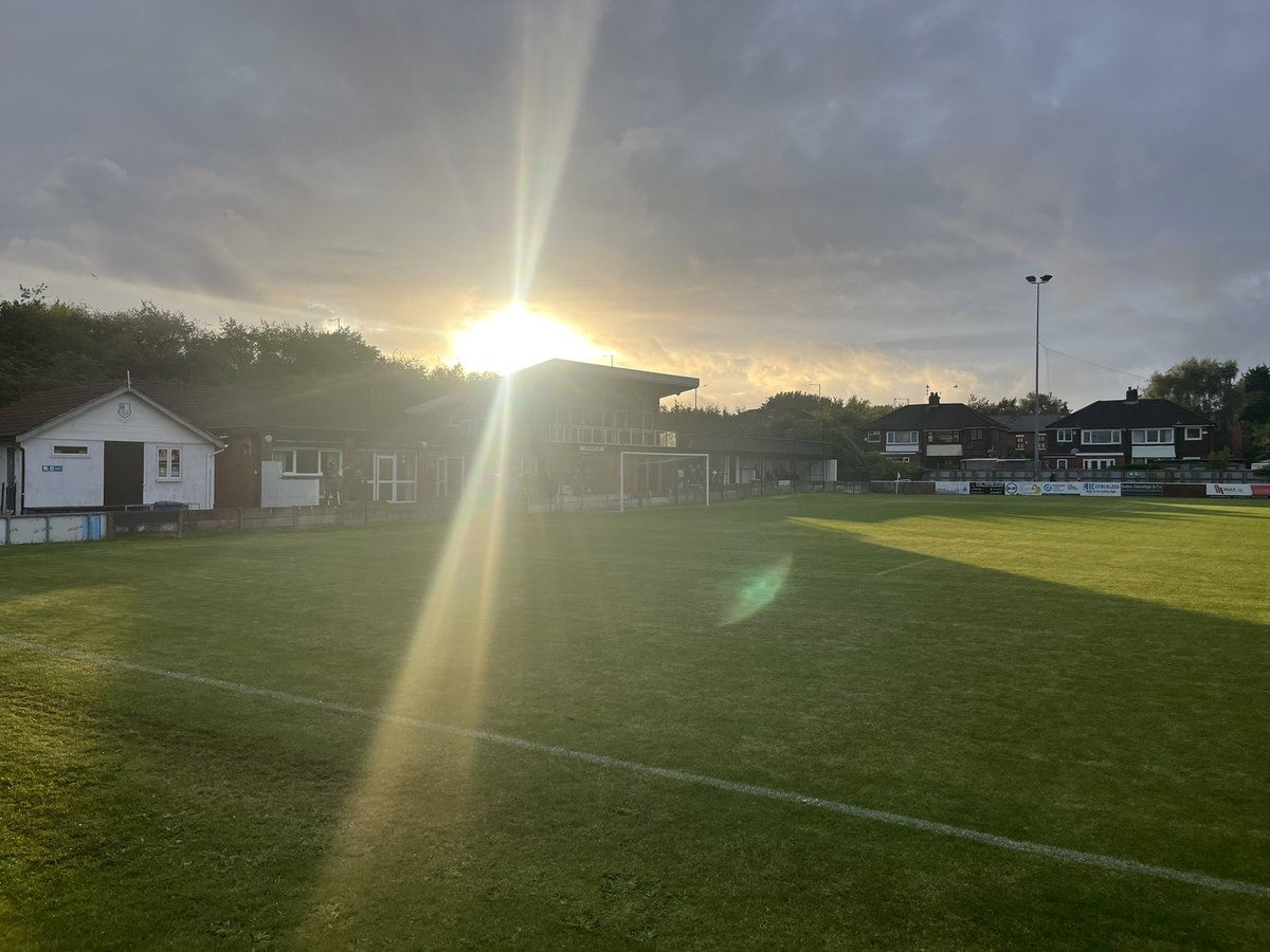 andywc1980's tweet image. Cracking night down at @BamberBridgeFC