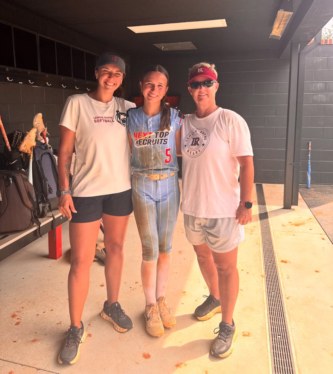 Brooke Boschele (@brookeboschele) on Twitter photo Had such a great time at the Lenoir-Rhyne softball camp today!! Thanks to all the coaches and players for sticking it out with us in the heat! ๐ซถ๐ผ
#softball #softballlife #softballseason #softballgirls #softballplayer #softballcamp #softballcamps #collegeexposure Had such a great time at the Lenoir-Rhyne softball camp today!! Thanks to all the coaches and players for sticking it out with us in the heat! ๐ซถ๐ผ
#softball #softballlife #softballseason #softballgirls #softballplayer #softballcamp #softballcamps #collegeexposure