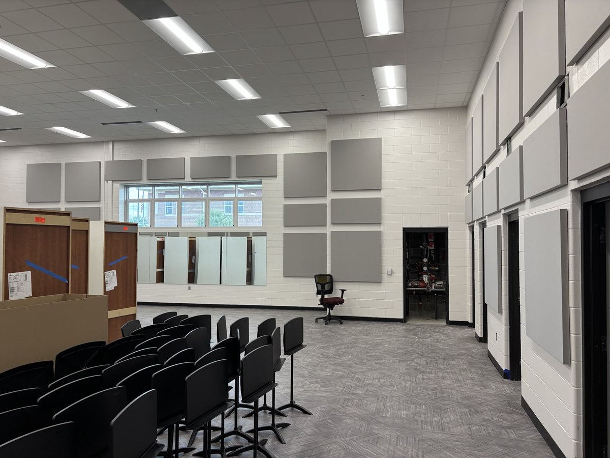 AvonSupt's tweet image. Maybe it’s the former History teacher in me - but I get so excited at the transformation @avonsouth. Still a lot of work in the next 15 days - but parts of this bldg have served @OrioleTweets students since the 1950s & it’s ready to serve more for years to come!