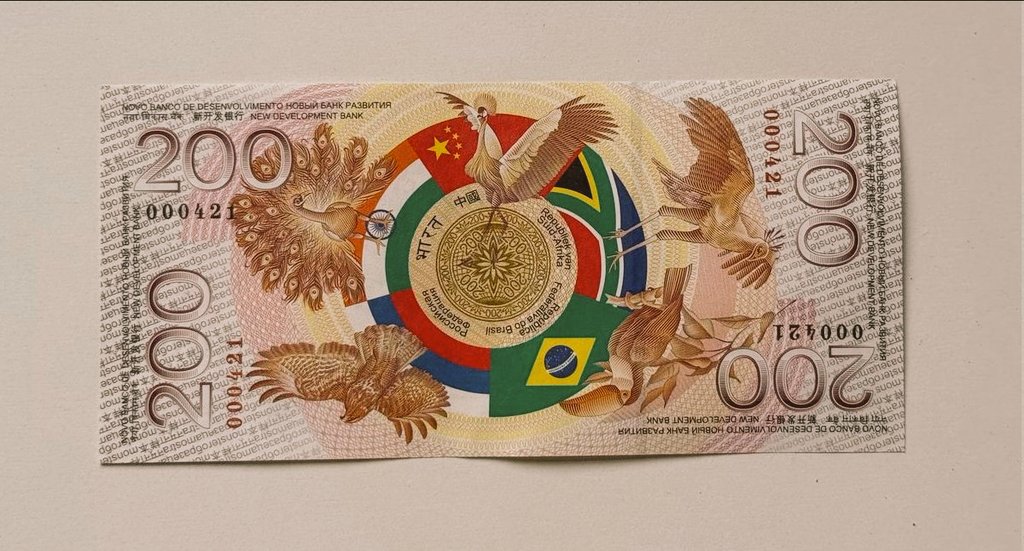 🚨ÚLTIMA HORA: El FIN del DOLAR está CADA VEZ más CERCA 🙌

Acaban de ser IMPRESOS 10.000 BILLETES BRICS de EDICIÓN limitada, que SIMBOLIZA la MULTIPOLARIDAD, la IGUALDAD y la ASOCIACIÓN ESTRATÉGICA. 

¿AHORA si CREEN en los BRICS?